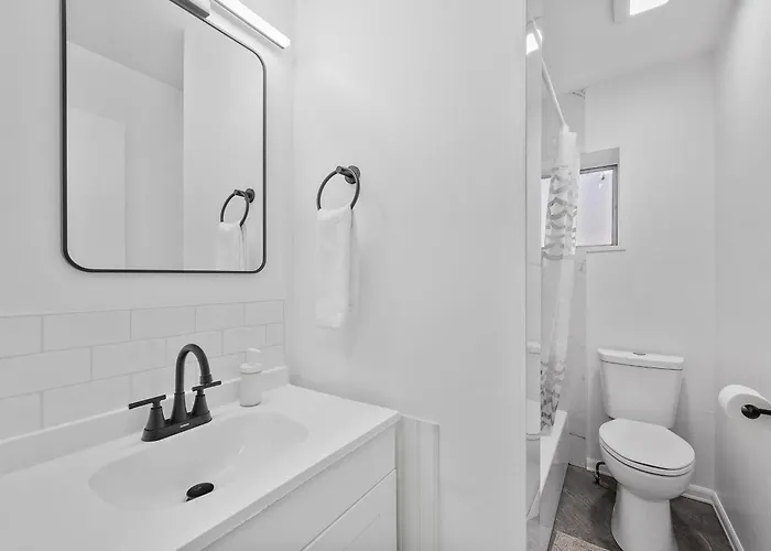 Bloomfield, Shadyside !d Spacious And Unique Bright Private Bedroom With Shared Bathroom * Pittsburgh