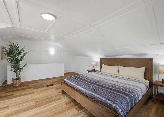 Bloomfield, Shadyside !d Spacious And Unique Bright Private Bedroom With Shared Bathroom * Pittsburgh